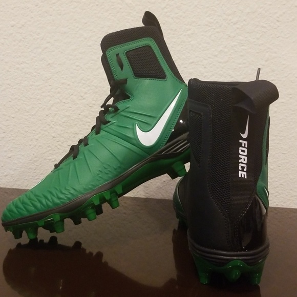 nike force savage varsity cleats